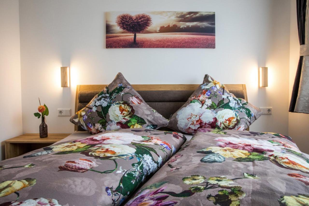 Haus Lukic Apartment Kaprun Bagian luar foto