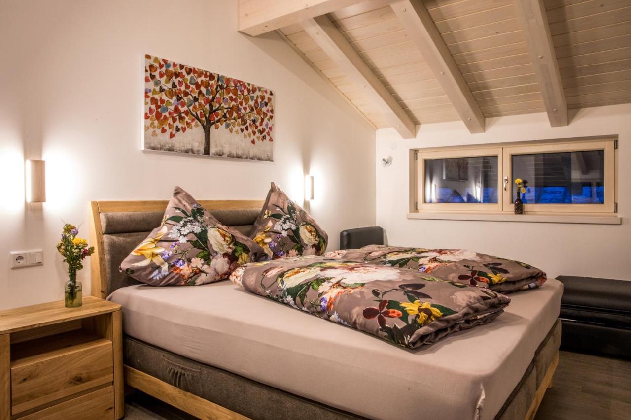 Haus Lukic Apartment Kaprun Bagian luar foto